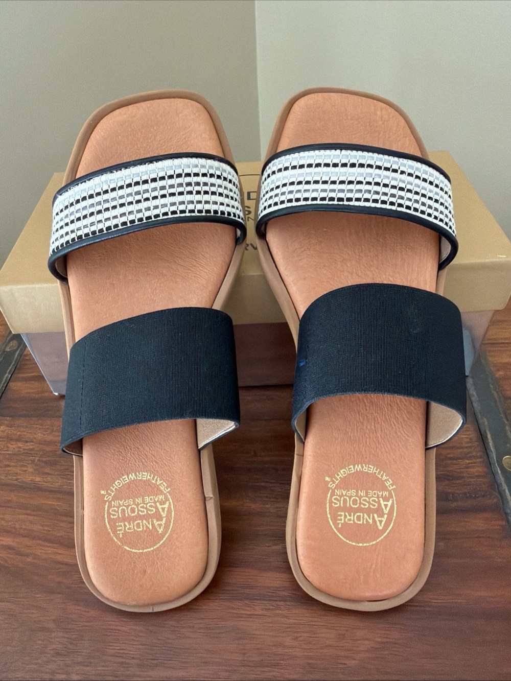 Andre Assous Featherweight Black Double-Strap Slide Sandals size 40 US 9